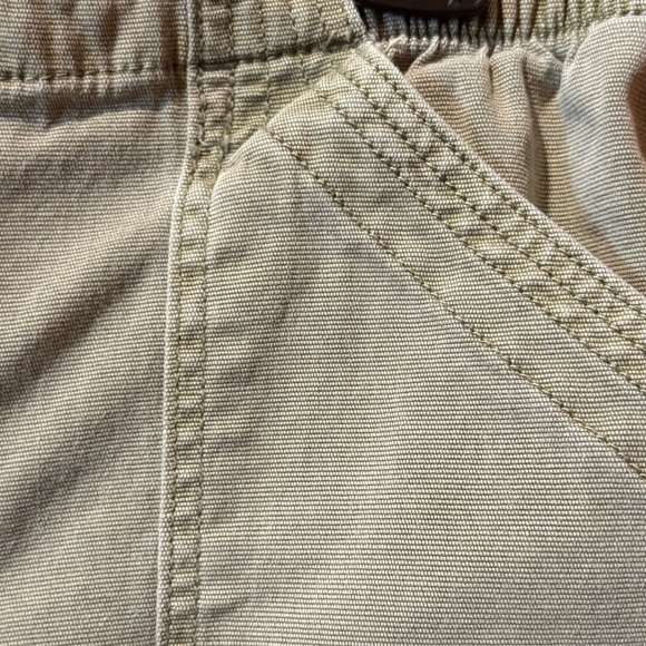 Maurice’s light khaki green cargo pants drawstring hem women’s size M - Picture 2 of 10